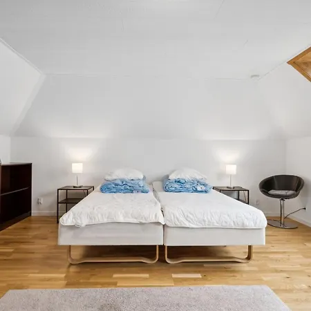 Sverkel - 100m From The Sea By Interhome Apartment