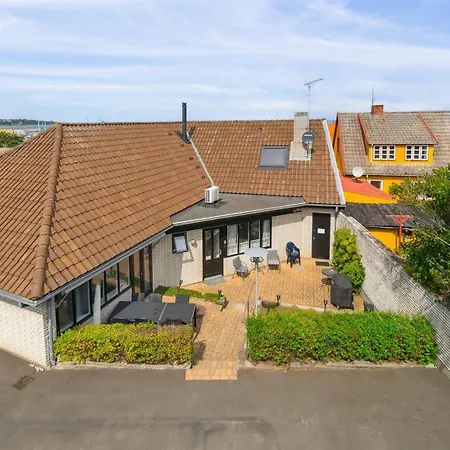 Sverkel - 100m From The Sea By Interhome